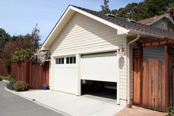 Golden Garage Door Service Tacoma, WA 253-269-7550 - abt-cont-gr-18m